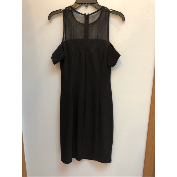 Black dress with open shoulders - Picture 2 of 2